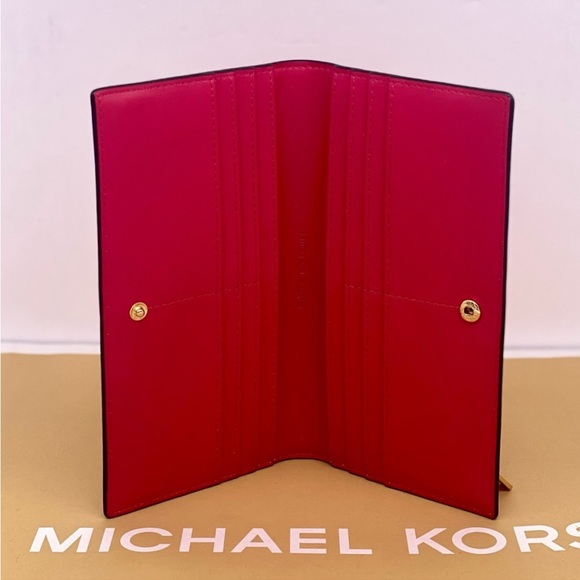 Michael Kors Reed Snap Bifold Wallet Electric Pink - Picture 3 of 11